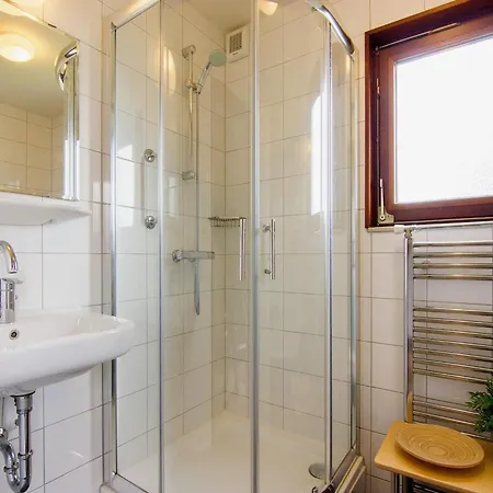 Holiday home The Detached 4b1