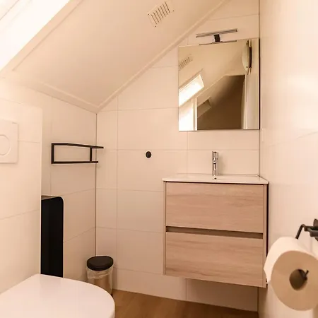 Holiday home The Detached 4b1