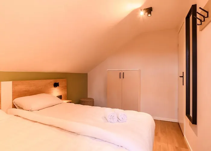 In Reevallis Near Scenic Hills * Вейлен